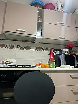 Almmaxxxx online show from 12-10-24, 06:33