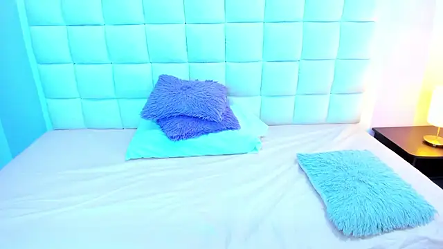 teresasroom  online show from 10-08-25, 12:58