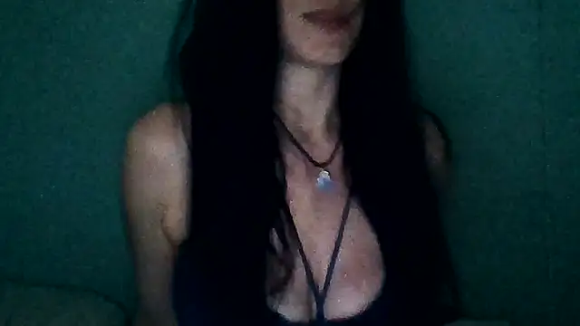 chicacastilla online show from 04-17-26, 07:44