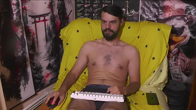 Snapshot of 00george chatting on 07-13-26, 02:36 00george online show from 07-13-26, 02:36
