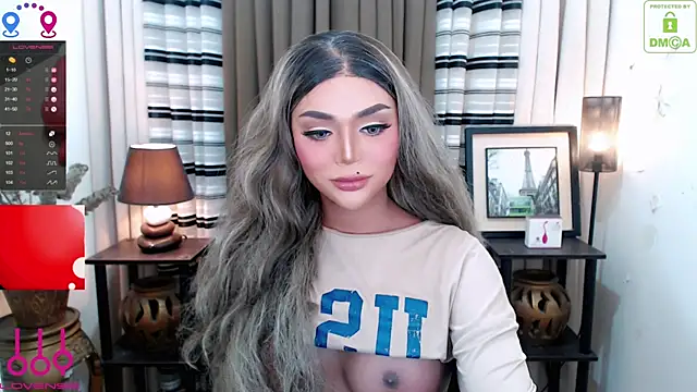 Snapshot of Fantacyoflove chatting on 12-16-25, 10:59 Fantacyoflove online show from 12-16-25, 10:59