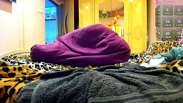 DomPanther69 online show from 02-03-25, 09:52