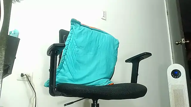 dalilasquirt1 online show from 04-02-26, 08:34