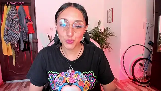 adrena 10 online show from 03-31-26, 01:55