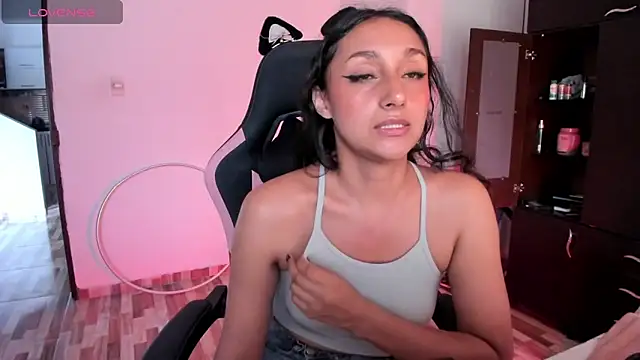 adrena 10 online show from 04-15-26, 09:37