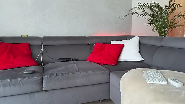 Snapshot of Anna_Passion chatting on 09-26-25, 07:45 Anna Passion online show from 09-26-25, 07:45