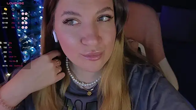 Snapshot of Fairy__Sofia chatting on 12-24-24, 08:22 Fairy Sofia online show from 12-24-24, 08:22