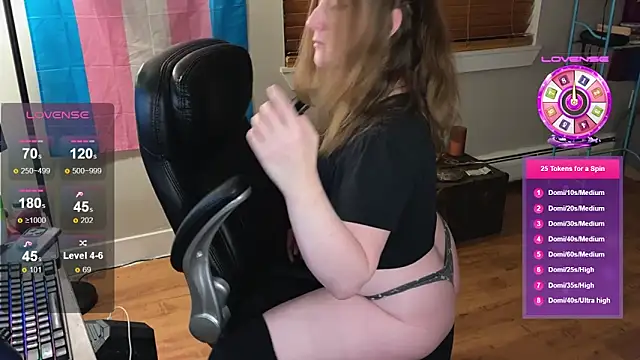 luluvaladon online show from 10-24-25, 05:15