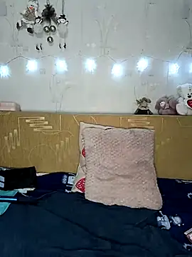 Snapshot of Katti_Kissa chatting on 12-20-25, 06:37 Katti Kissa online show from 12-20-25, 06:37