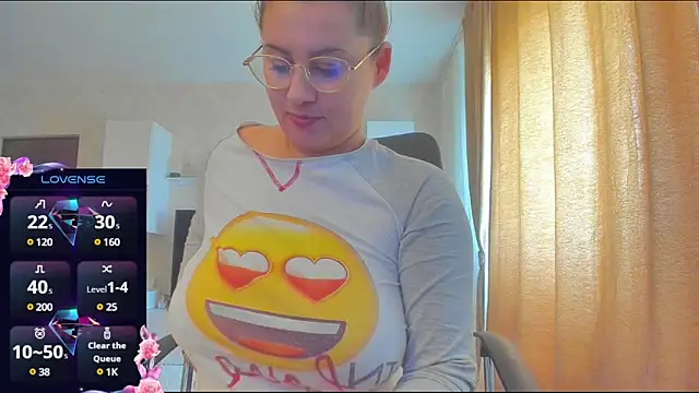 hot evil queen online show from 03-12-25, 08:19