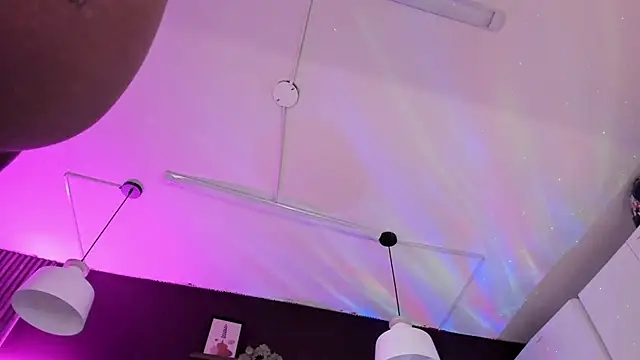 Snapshot of Inndrahot chatting on 12-05-25, 03:59 Inndrahot online show from 12-05-25, 03:59