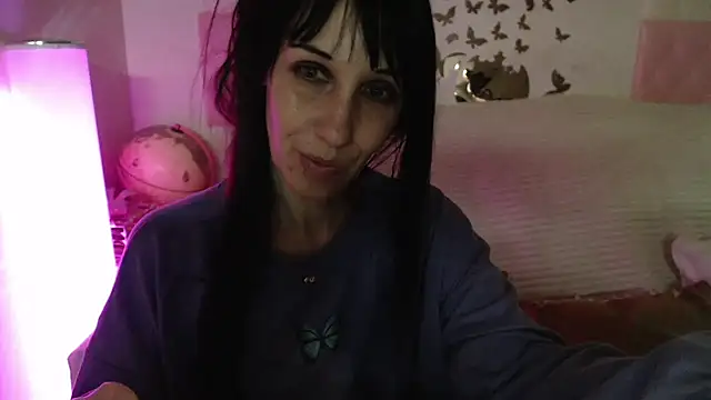 Snapshot of -carla- chatting on 02-21-26, 04:52 -carla- online show from 02-21-26, 04:52