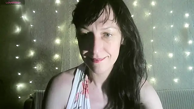 MarieODahliaS online show from 10-31-25, 11:00