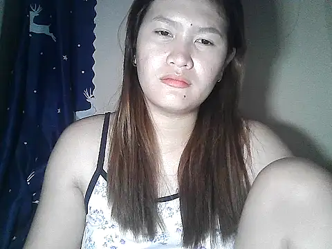 Snapshot of leamorena chatting on 11-10-25, 04:28 leamorena online show from 11-10-25, 04:28