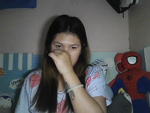 Snapshot of leamorena chatting on 12-22-25, 04:26 leamorena online show from 12-22-25, 04:26