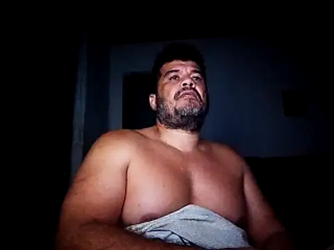 Snapshot of tarra122 chatting on 02-15-26, 03:14 tarra122 online show from 02-15-26, 03:14