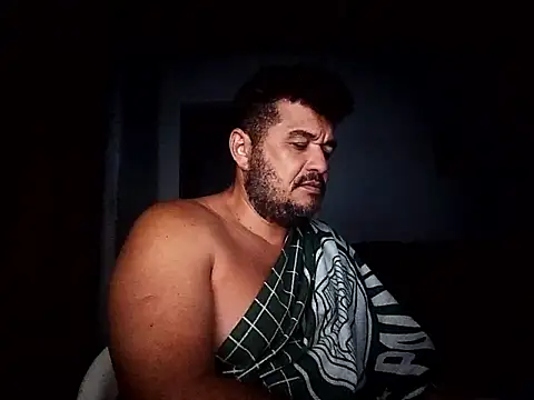 Snapshot of tarra122 chatting on 02-22-26, 03:07 tarra122 online show from 02-22-26, 03:07