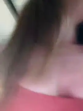 Snapshot of LilliThelo chatting on 03-15-25, 09:49 LilliThelo online show from 03-15-25, 09:49