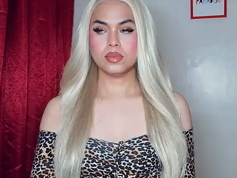 MistressLuna1 online show from 11-16-25, 08:47