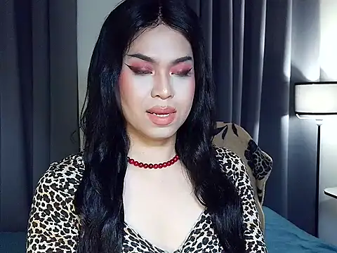 MistressLuna1 online show from 07-17-26, 11:53