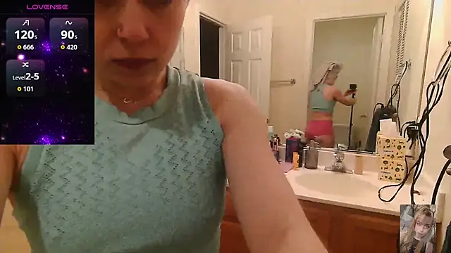 Blondiewithanass online show from 12-14-25, 02:50