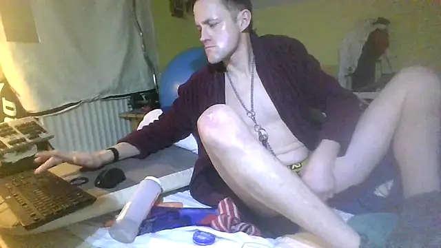 londonfuckwhore online show from 01-31-25, 04:25