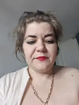 cindybbwsquirt online show from 01-28-25, 05:00