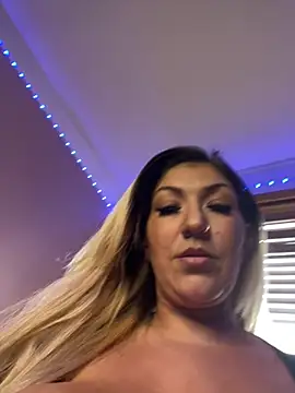 LittleMissEeve online show from 02-08-25, 04:36