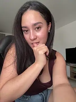 Nina lovi online show from 03-19-26, 07:51