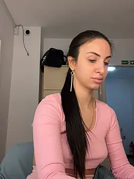 MeganHopeX online show from 12-18-24, 06:32