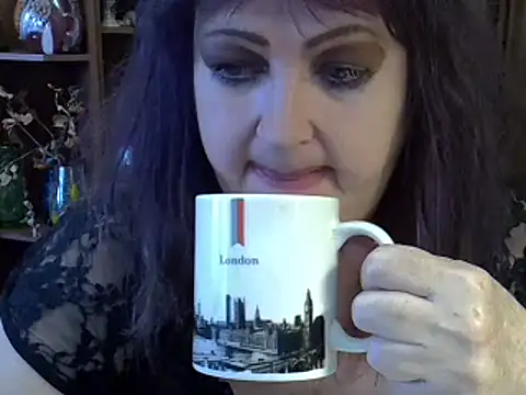 ElenaZed online show from 02-17-25, 07:37