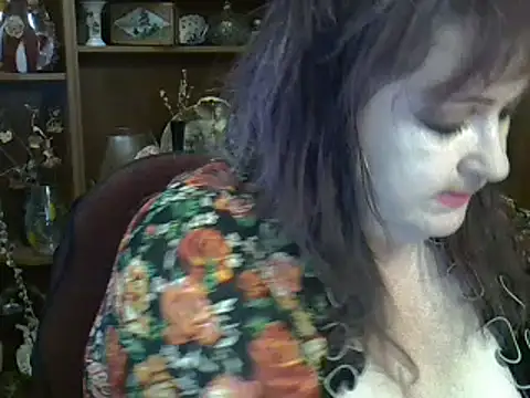 ElenaZed online show from 03-06-25, 05:43