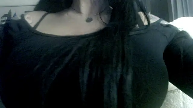 Snapshot of stormylana chatting on 04-15-26, 07:37 stormylana online show from 04-15-26, 07:37