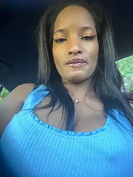 NicoleCocksXXX online show from 05-10-26, 02:00