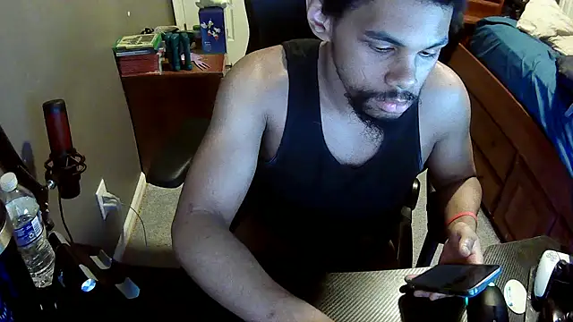 Snapshot of Neovergil0 chatting on 01-01-25, 05:33 Neovergil0 online show from 01-01-25, 05:33