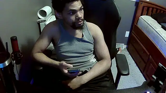 Snapshot of Neovergil0 chatting on 02-16-25, 12:30 Neovergil0 online show from 02-16-25, 12:30