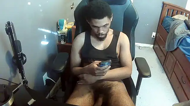 Snapshot of Neovergil0 chatting on 11-17-25, 07:41 Neovergil0 online show from 11-17-25, 07:41