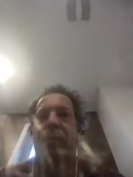 Snapshot of trucker1979 chatting on 10-22-25, 08:19 trucker1979 online show from 10-22-25, 08:19