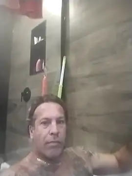 Snapshot of trucker1979 chatting on 10-30-25, 06:08 trucker1979 online show from 10-30-25, 06:08