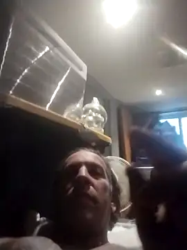 Snapshot of trucker1979 chatting on 12-17-25, 05:19 trucker1979 online show from 12-17-25, 05:19