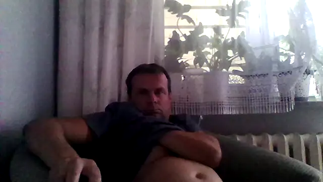 grzes19763 online show from 07-12-26, 06:10