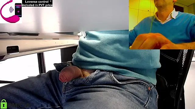Snapshot of pliko chatting on 04-15-26, 01:29 pliko online show from 04-15-26, 01:29