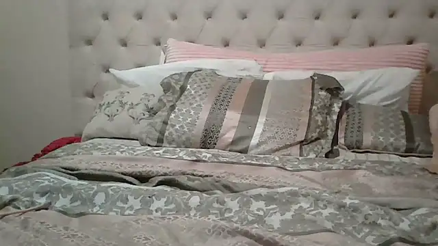 beautylovess online show from 03-28-26, 04:01