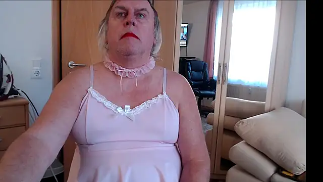 Sissygera online show from 12-31-24, 09:31