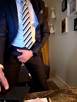 Snapshot of Justforoneday chatting on 02-04-25, 09:31 Justforoneday online show from 02-04-25, 09:31