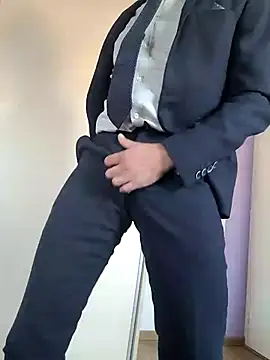 Snapshot of Justforoneday chatting on 11-04-25, 12:15 Justforoneday online show from 11-04-25, 12:15