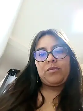 Ixchel Anaid online show from 02-15-25, 04:12