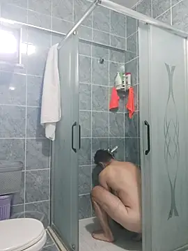 by green 54 online show from 10-28-25, 08:18