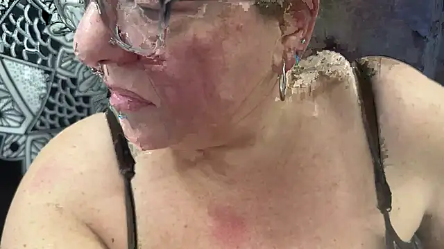 Miss Phat Booty online show from 12-20-24, 02:52