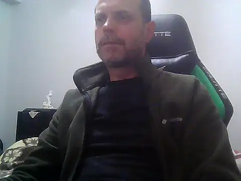 Snapshot of boran34 chatting on 01-09-26, 09:05 boran34 online show from 01-09-26, 09:05